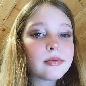 Meet your Posher, Tess